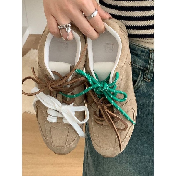 beige sneakers, suede sneakers, casual sneakers, low top sneakers, lace up sneakers, new arrival, lifestyle, calm, fresh, neutral, green